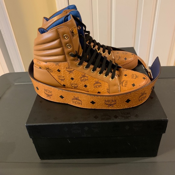 MCM Men’s shoes and belt together - Picture 4 of 4